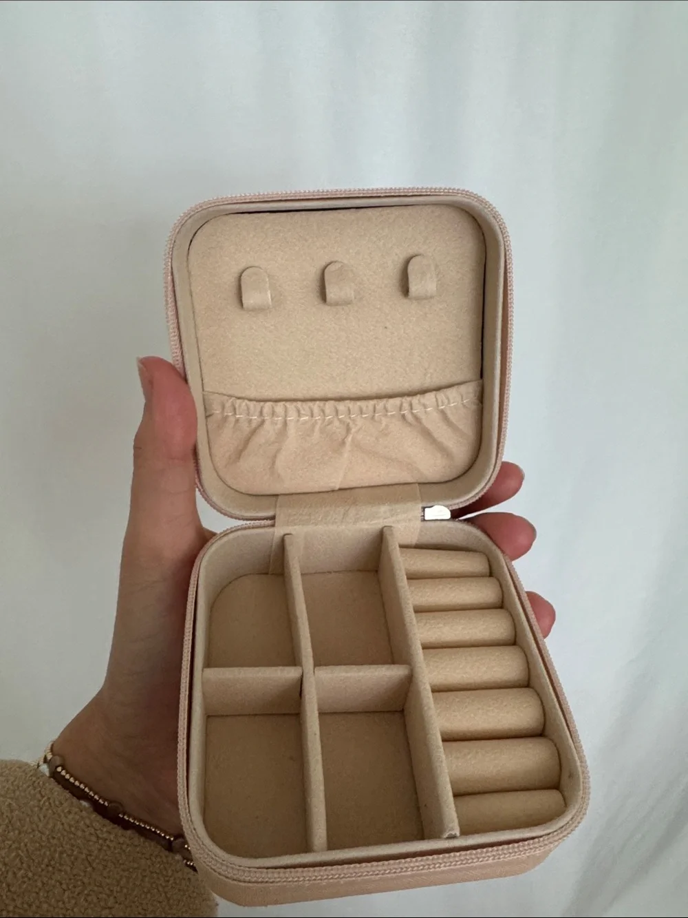 Pearl-Embellished N Initial Compact Jewelry Case - Blush